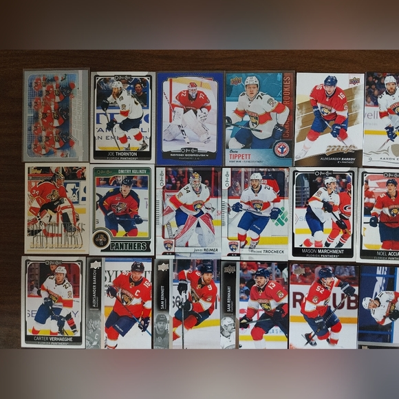 Florida Panthers 32 Hockey Card Lot - Picture 2 of 6
